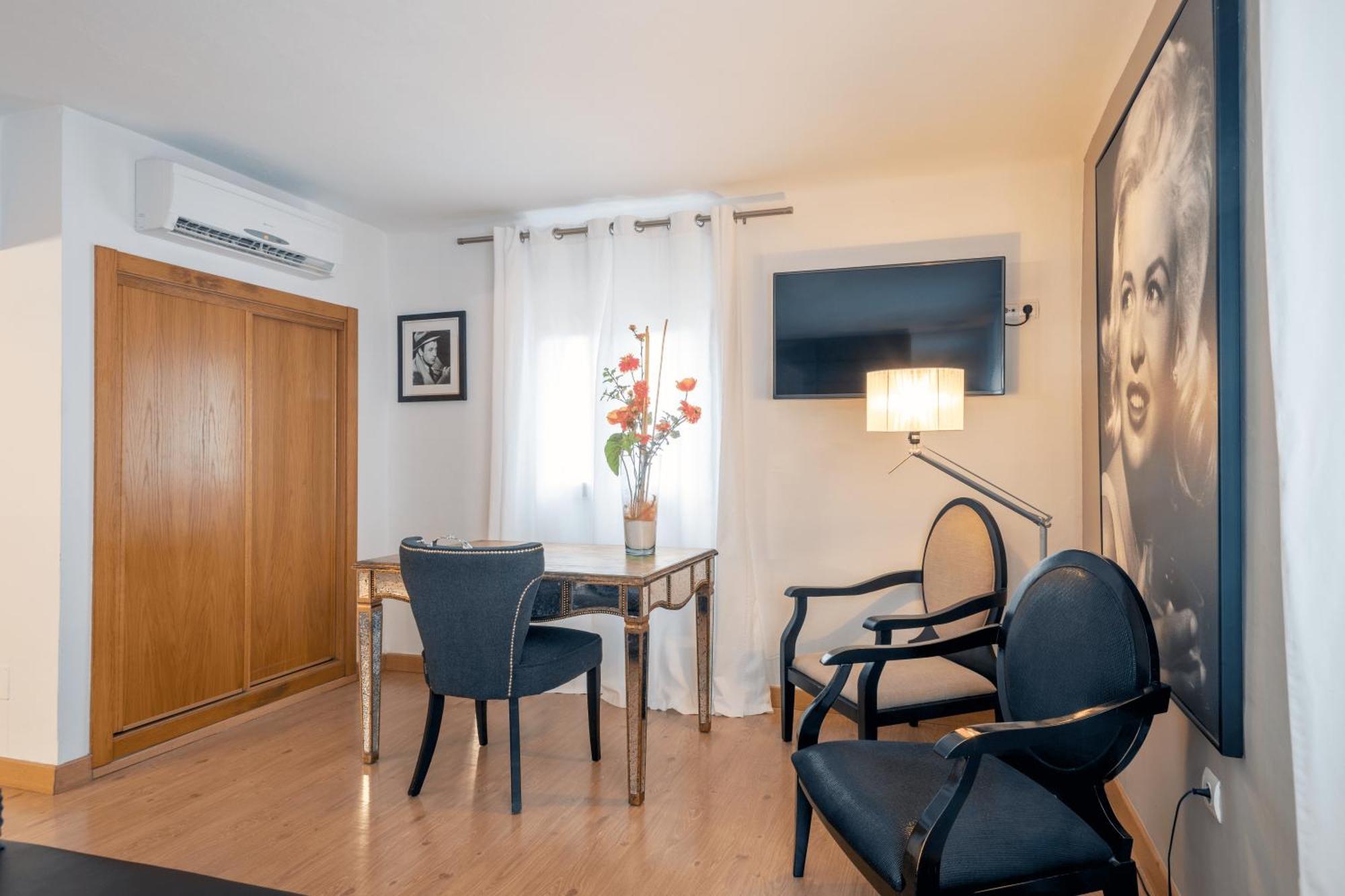 Hostal Parque Ibiza Cameră foto